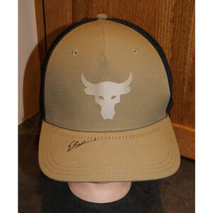 Under Armour Pro Fit Project Rock OSFA khaki green Snapback Cap Hat SIGNED!
